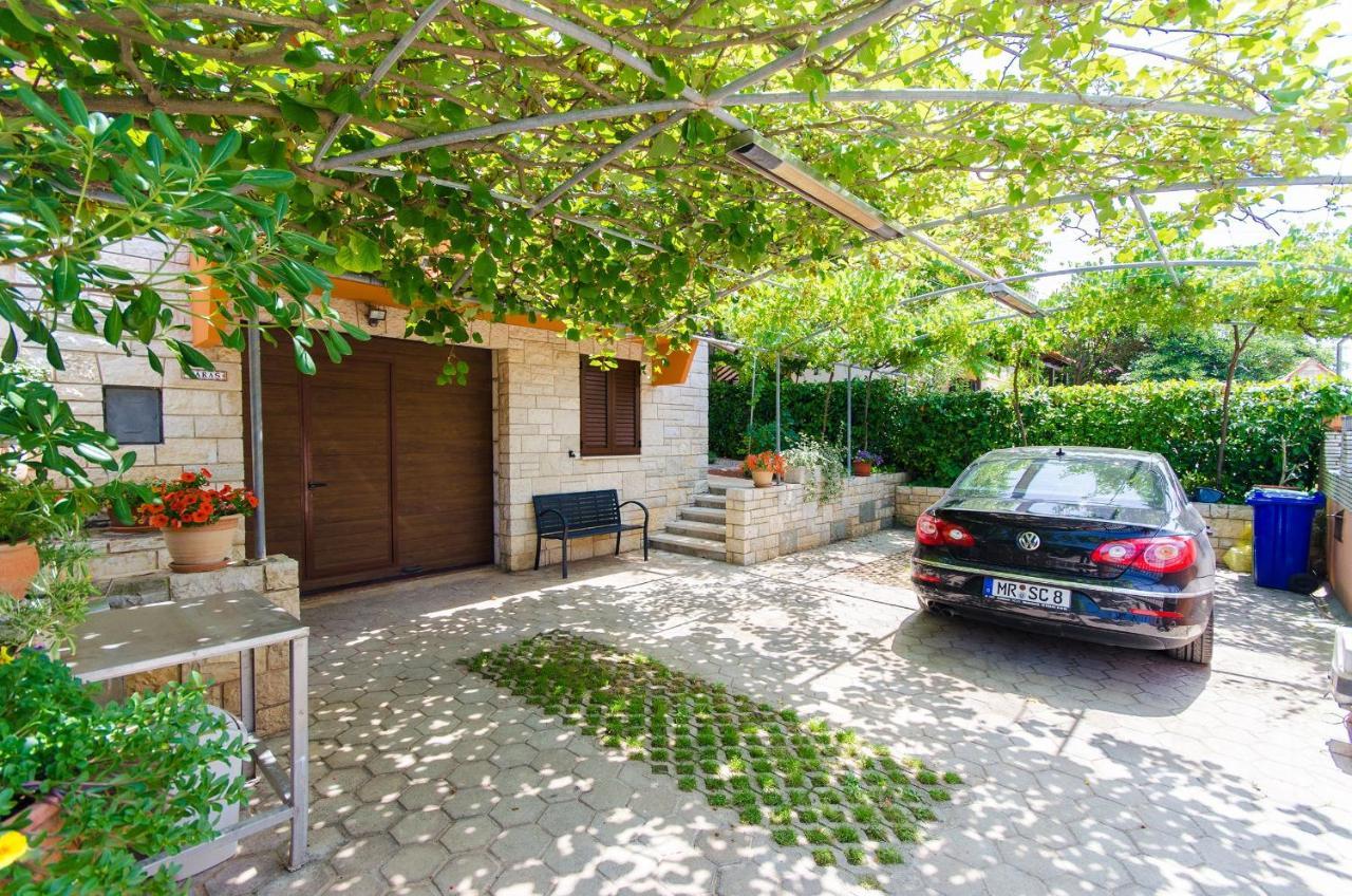 Apartment Ecio Vinkuran Exterior photo